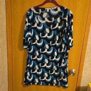 Dana Buchman Blue and Black Patterned Tunic